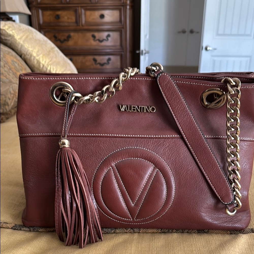 Valentino Brown Leather Shoulder Bag
New without tags, dust bag included